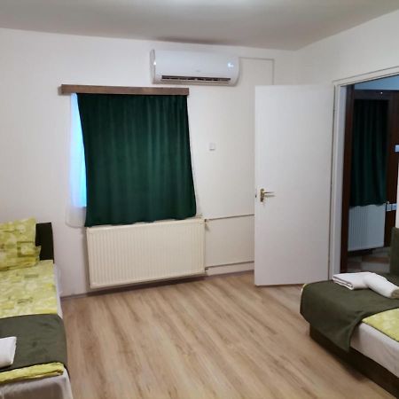Bed and Breakfast Nagy-Magyarorszag Park à Isztimér Extérieur photo