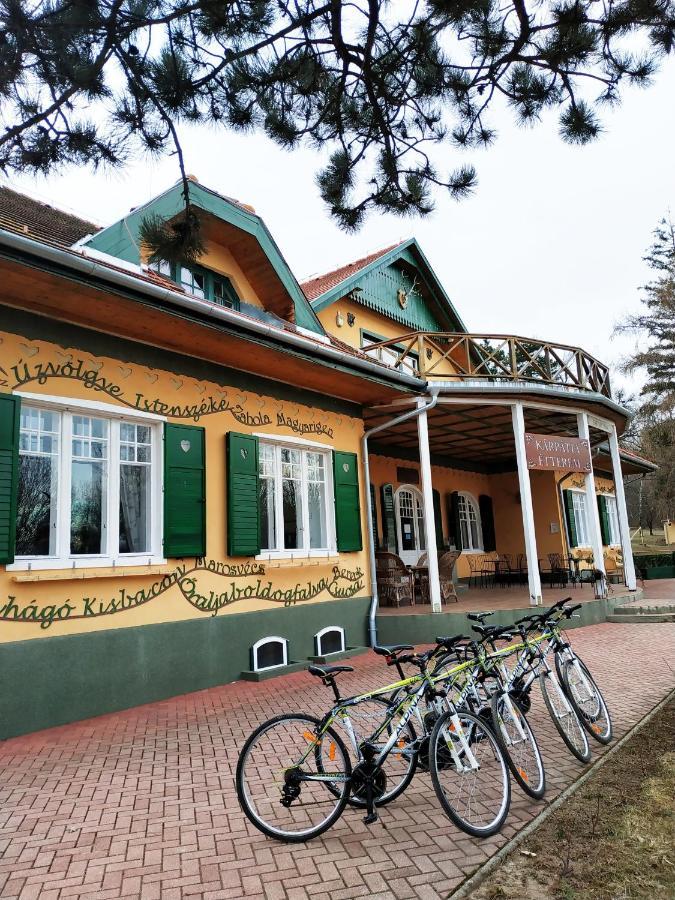 Bed and Breakfast Nagy-Magyarorszag Park à Isztimér Extérieur photo