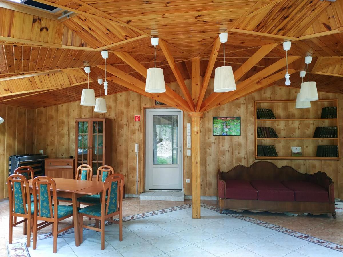 Bed and Breakfast Nagy-Magyarorszag Park à Isztimér Extérieur photo