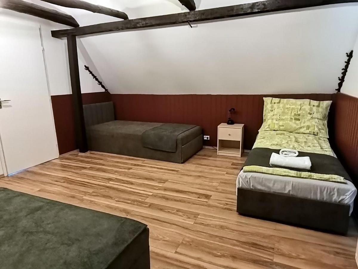 Bed and Breakfast Nagy-Magyarorszag Park à Isztimér Extérieur photo